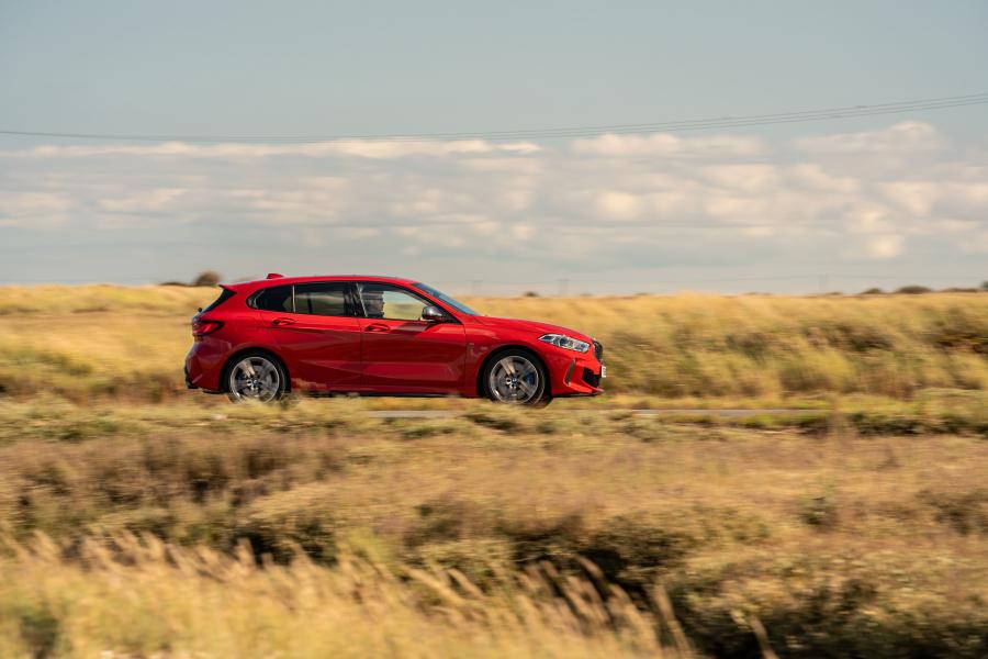  BMW M135i xDrive (F40) 2019 года  (UK) (фото 42 из 50)